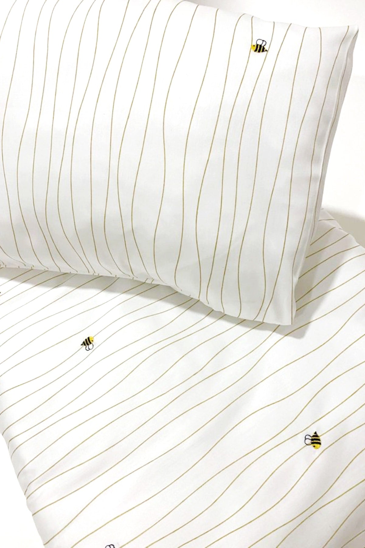 Happy Bee 100% Cotton Satin Embroidered Baby Duvet Cover Set