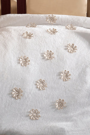 4 Pieces 100% Cotton 3D Floral Pattern And Moon Pillow Beige Baby Duvet Cover Set