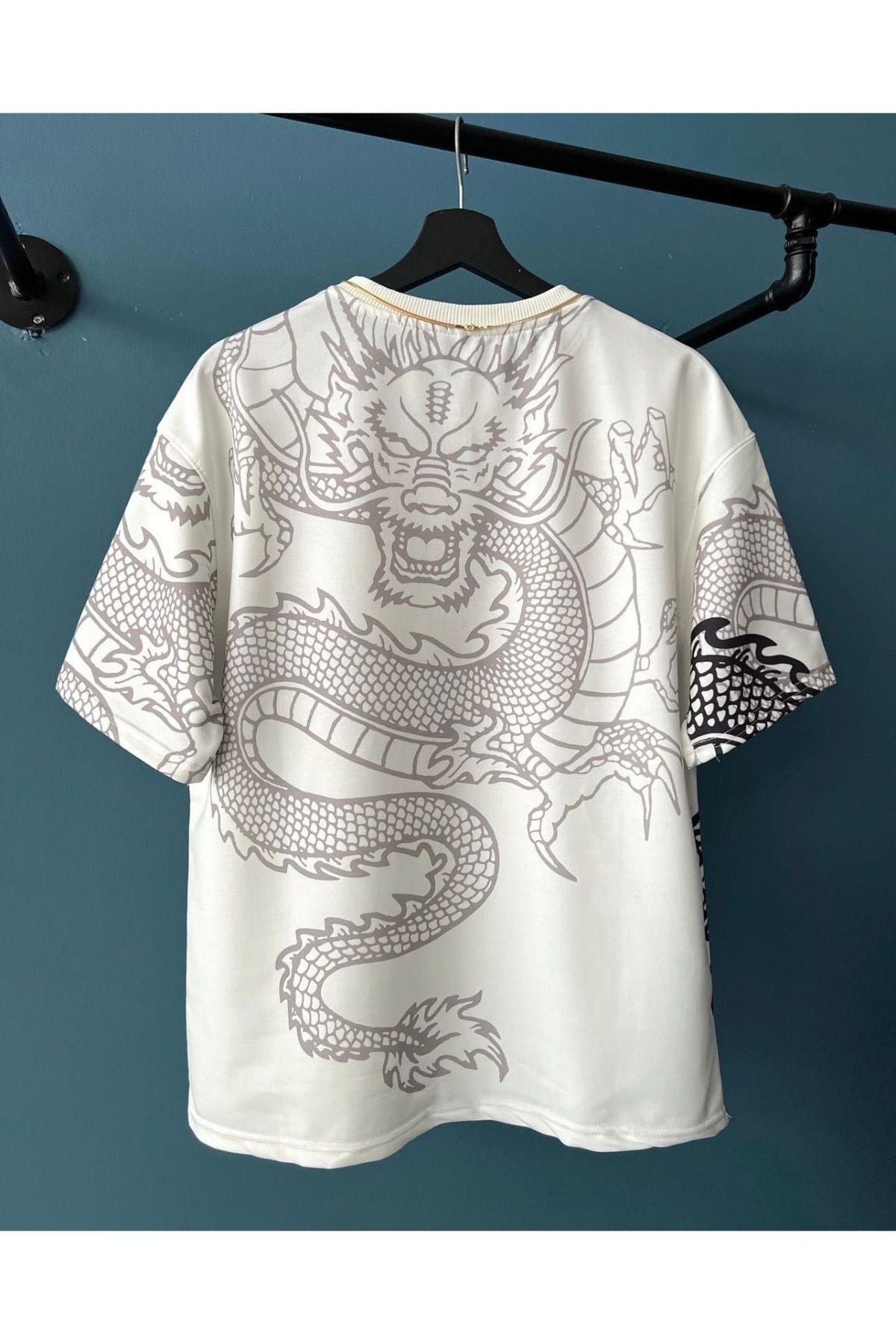Men'S Off White Emirates Fly Better Oversize Crew Neck Tshirt