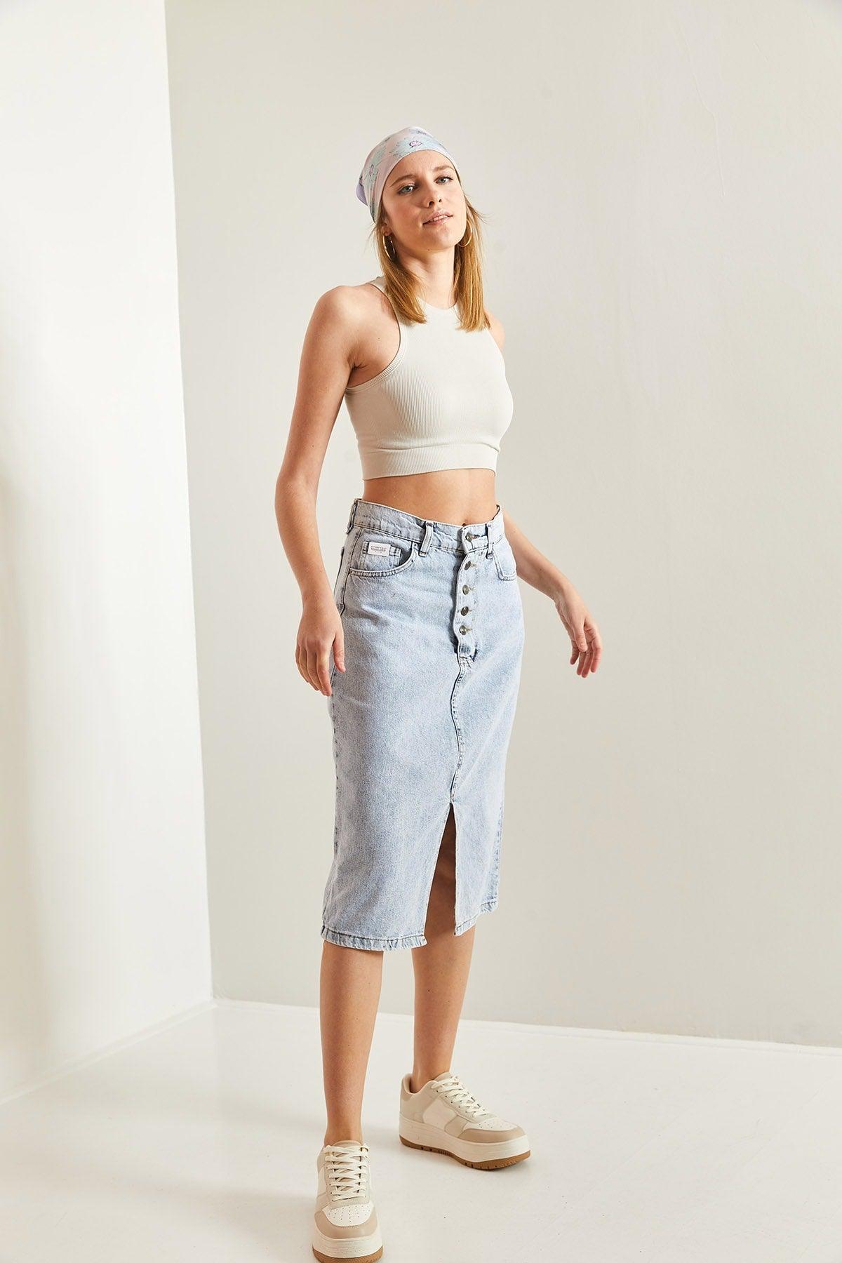 Women's Buttoned Straight Slit Denim Skirt - Swordslife