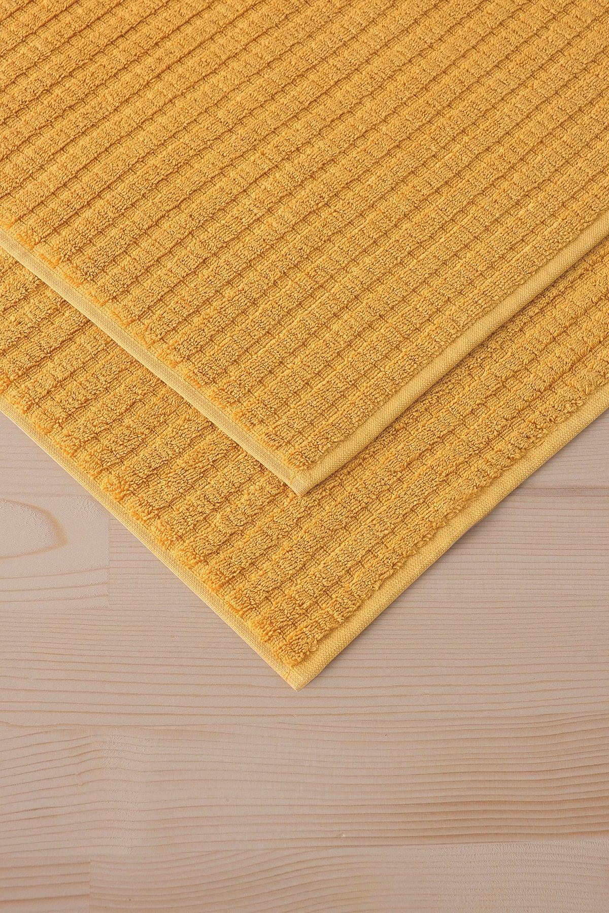 Penta Bathmat 101 - New Trend 50x75cm. 2pcs Premium Foot Towel / Bath Mat Set - Swordslife