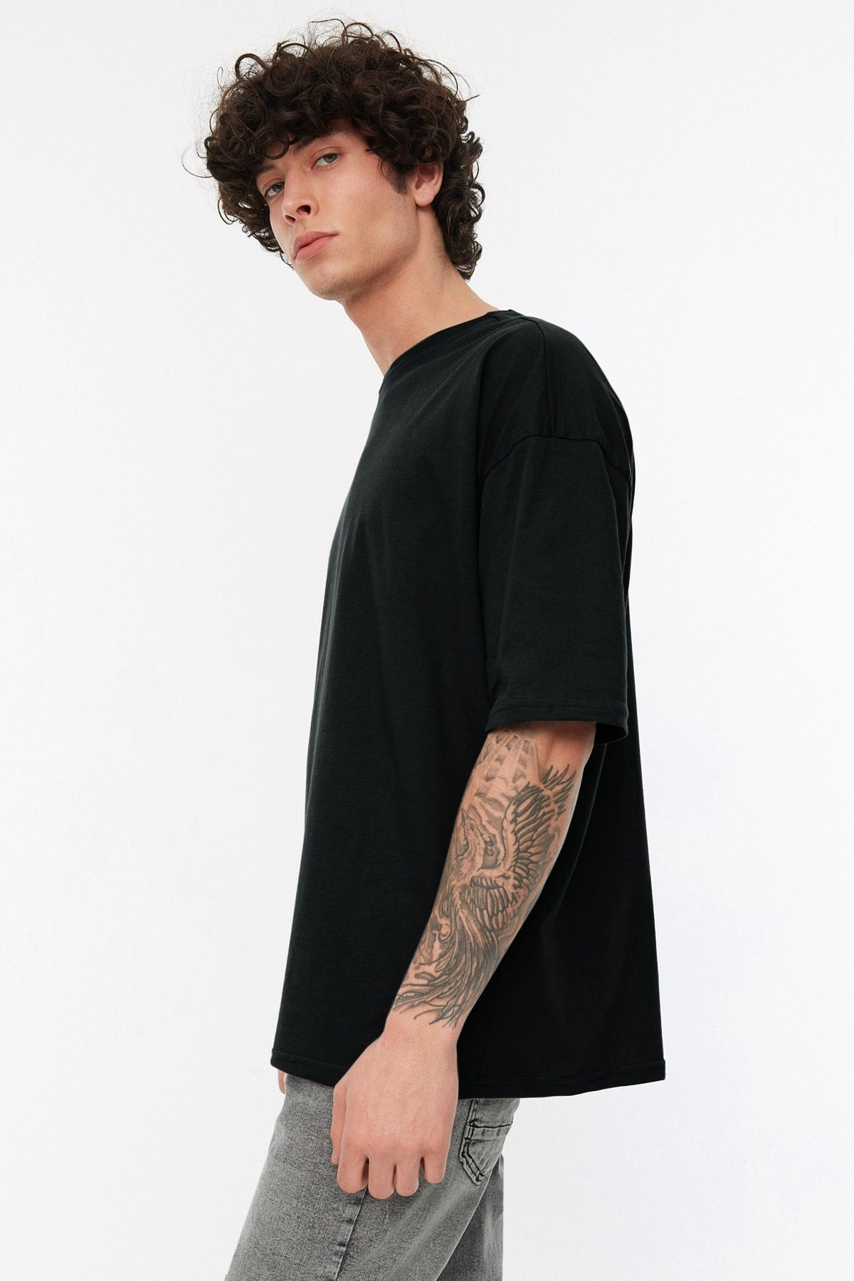 Black Men's Basic 100% Cotton Crew Neck Oversize Short Sleeve T-Shirt