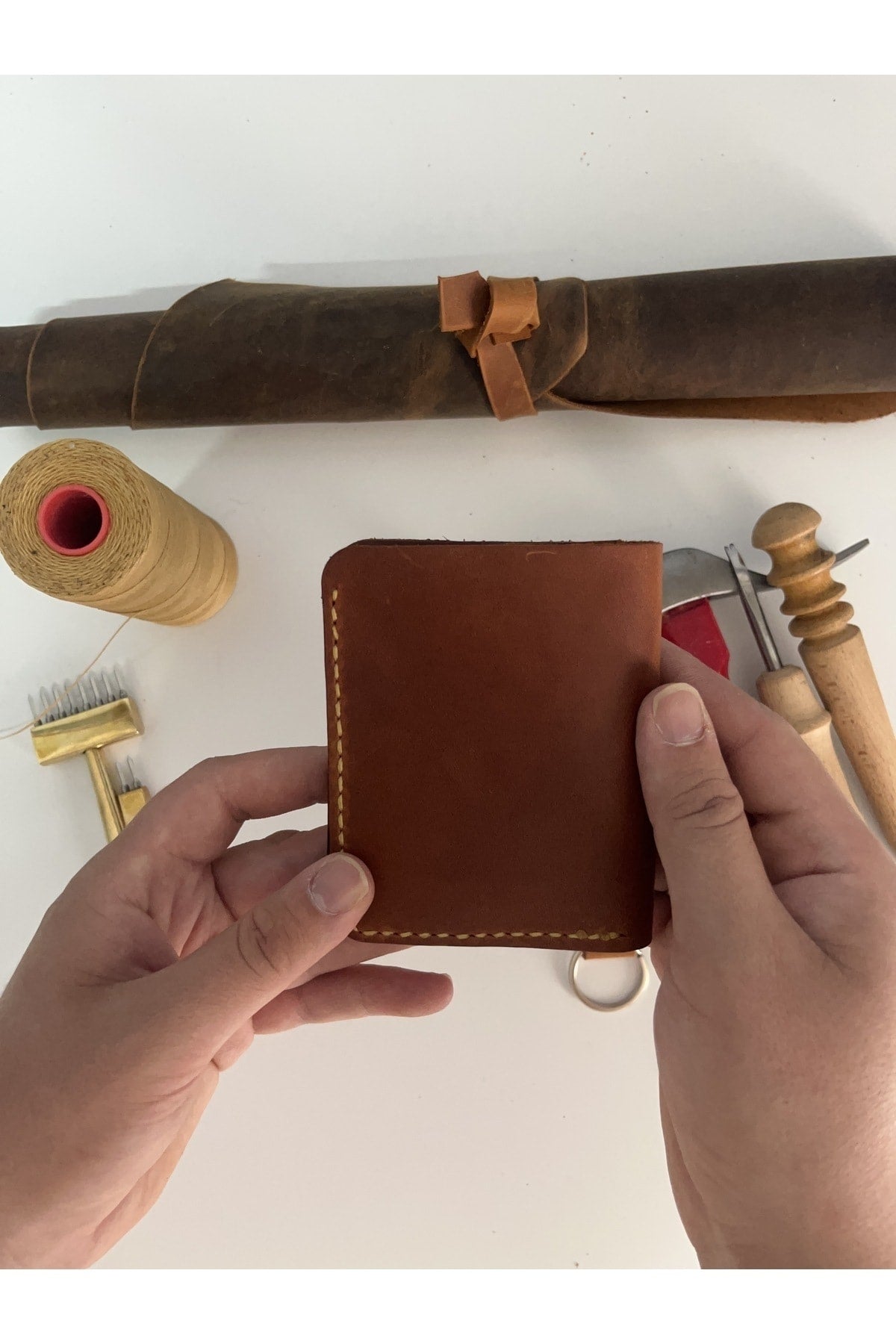 Genuine Leather Wallet With Card And Cash Compartment - Personalized Name Printing (Key Ring Gift)