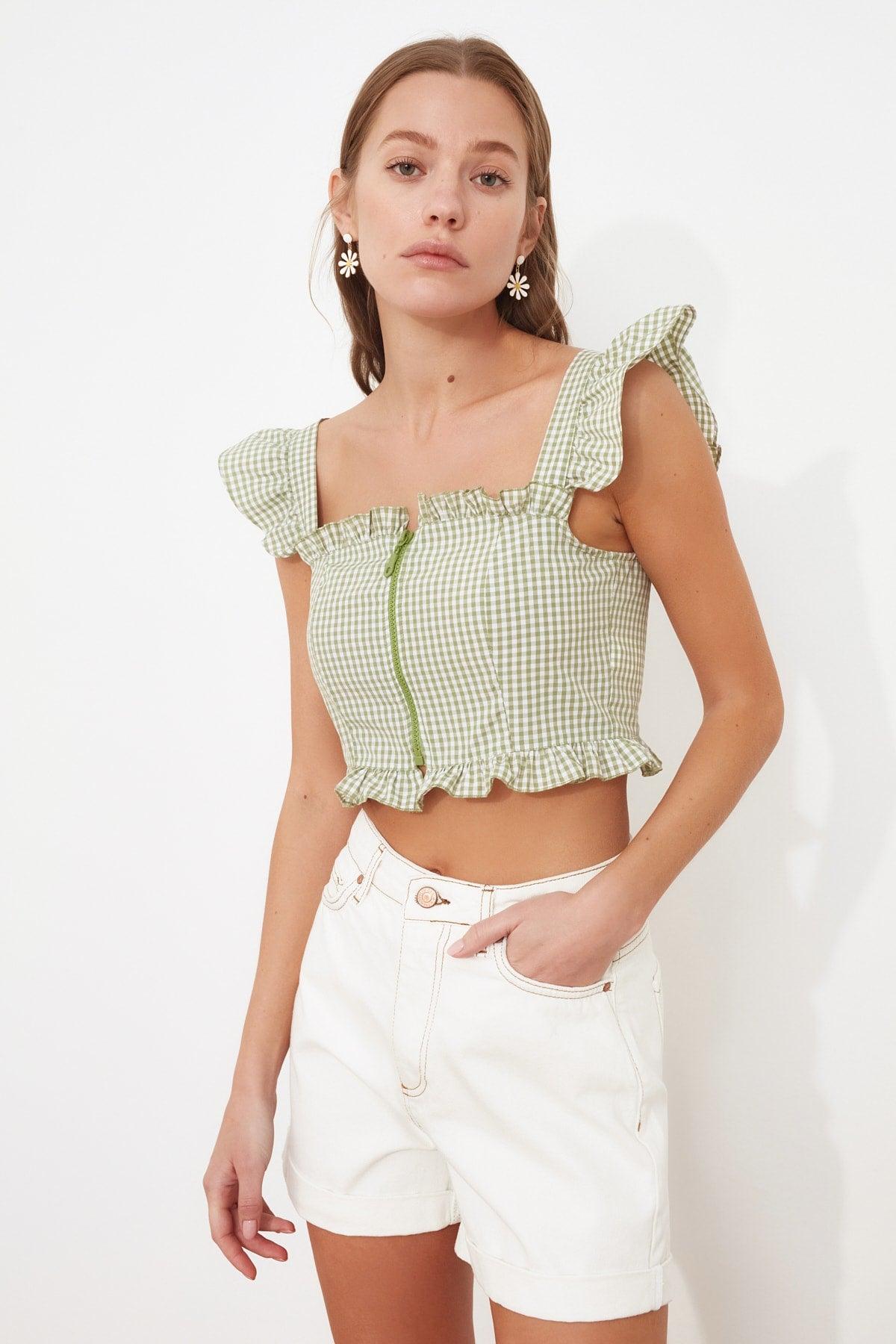 Green Fitted Woven Crop Zipper Detail Gingham Blouse TWOSS21BZ1366 - Swordslife