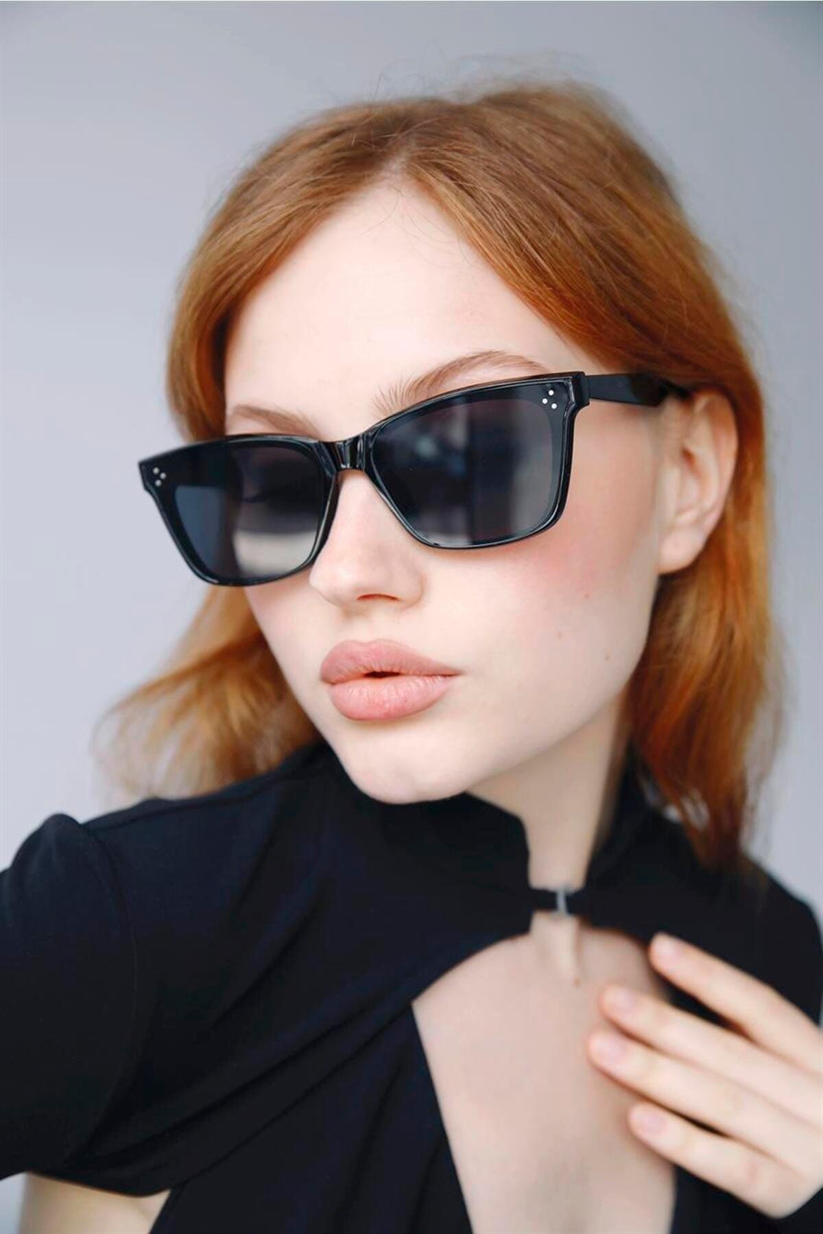 Rowena Black Sunglasses - Swordslife