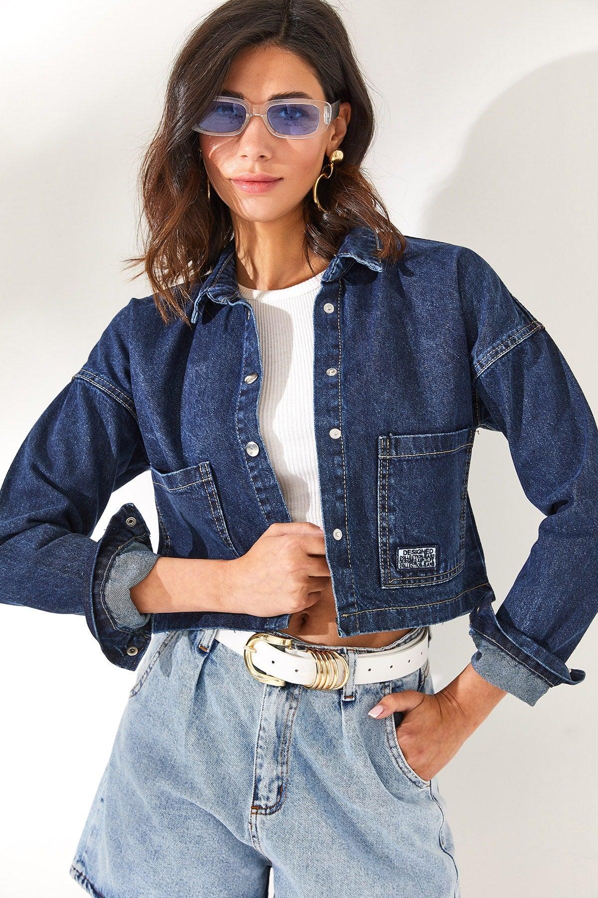 Women's Dark Blue Double Pocket Crop Denim Jacket CKT-19000345 - Swordslife