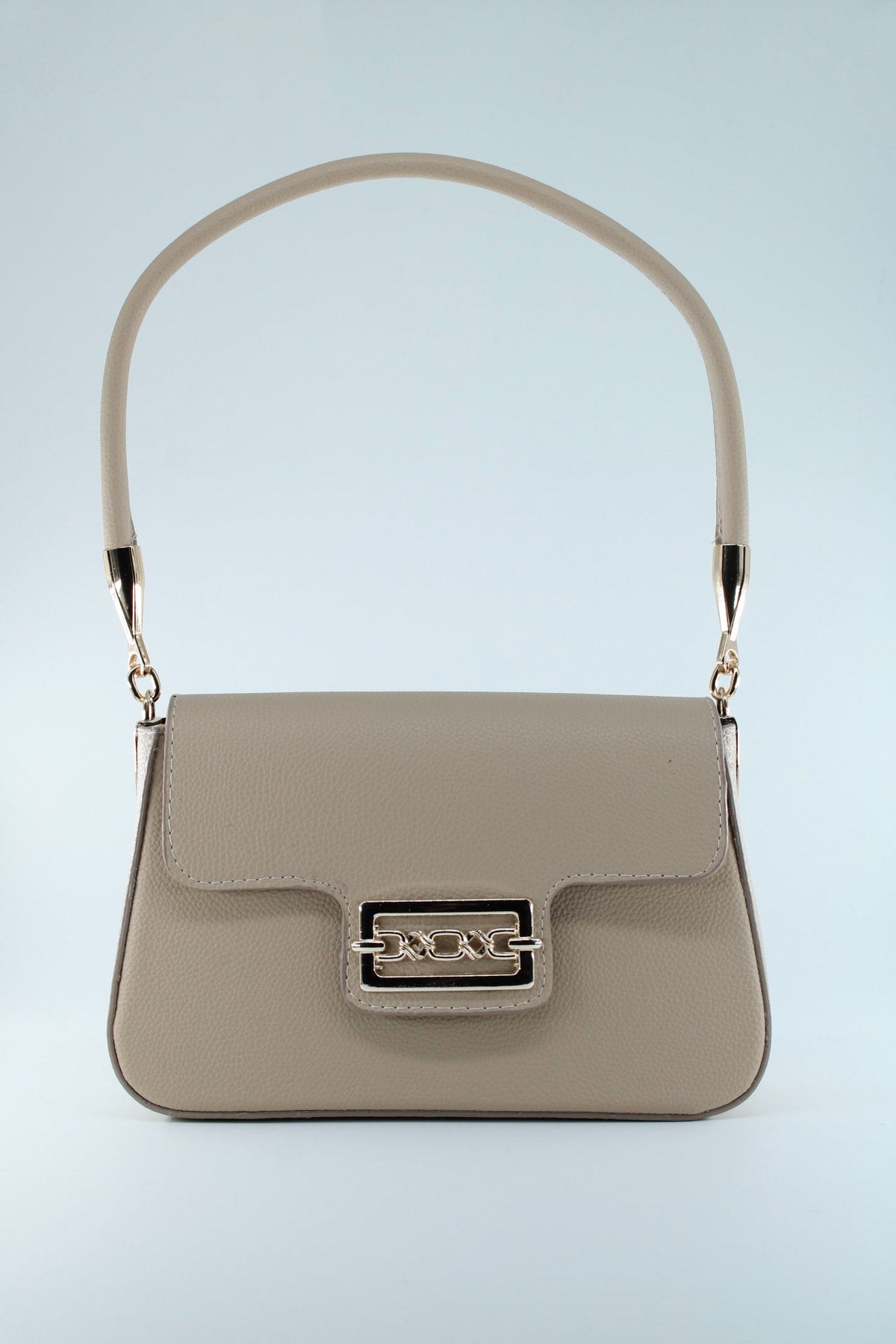 Women'S Beige Textured Magnet Clamshell Lined Hand And Arm Bag