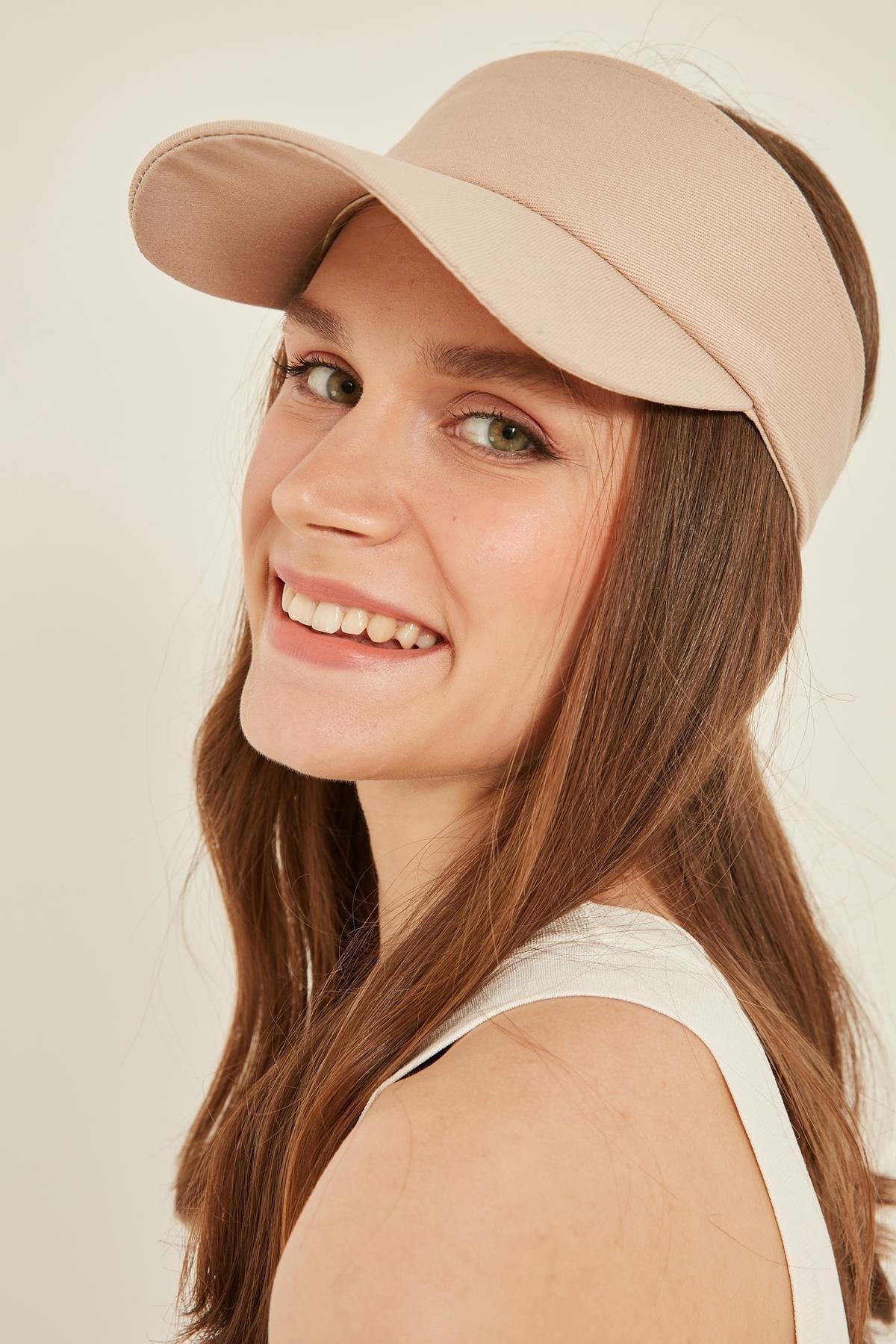 13363 Beige Tennis Hat