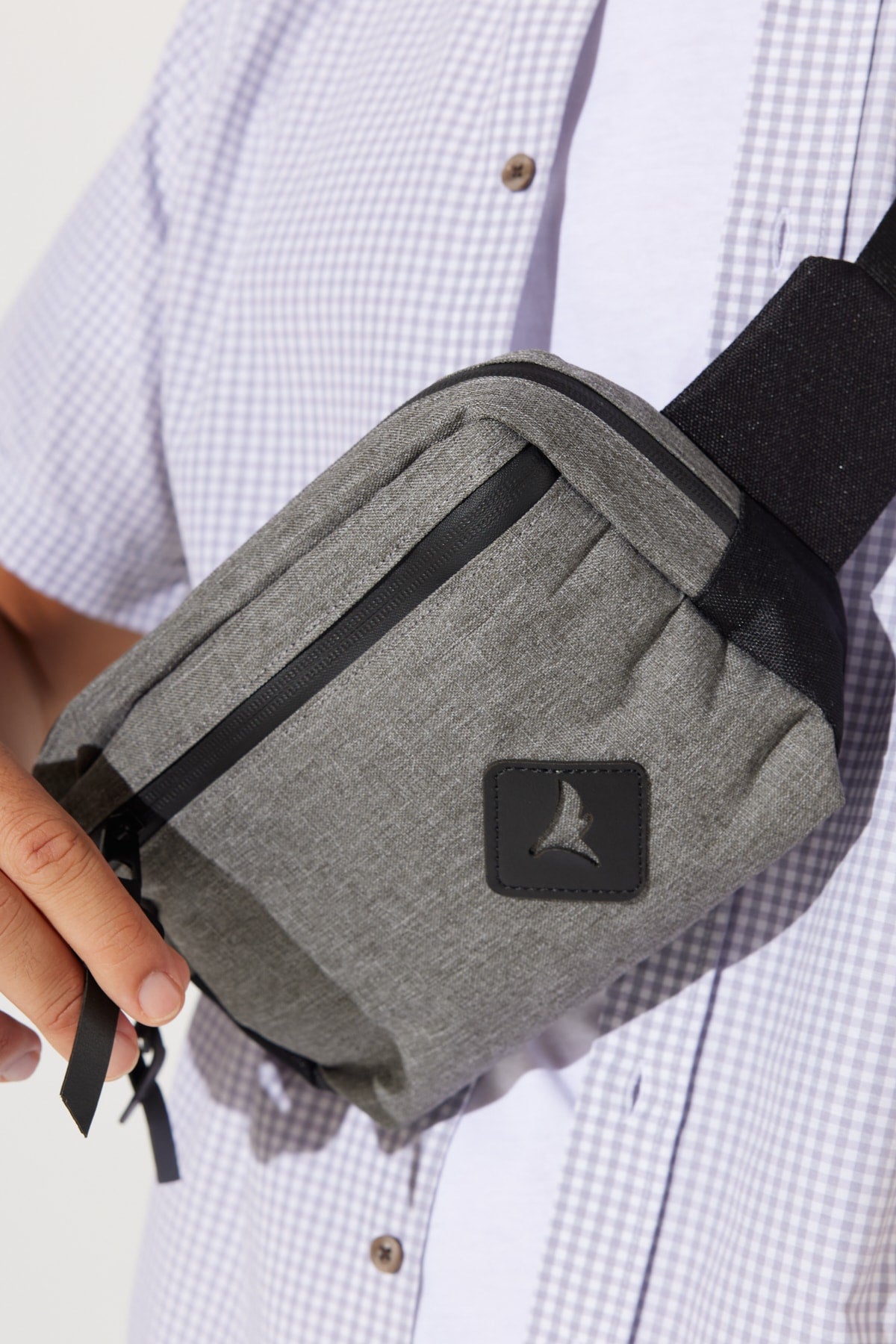 Men'S Grey-Black Zippered Waist Bag