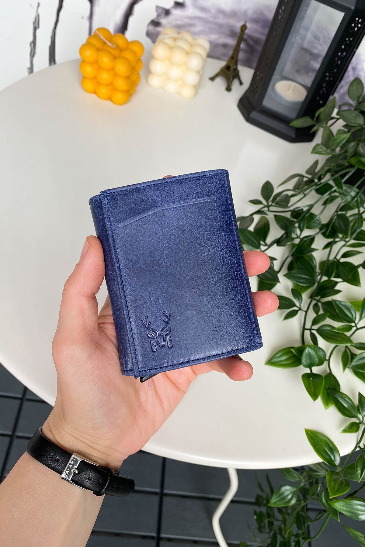 Pescol - Genuine Leather Smart Card Holder / Wallet with Rfid Protection Mechanism, High Level of Craftsmanship