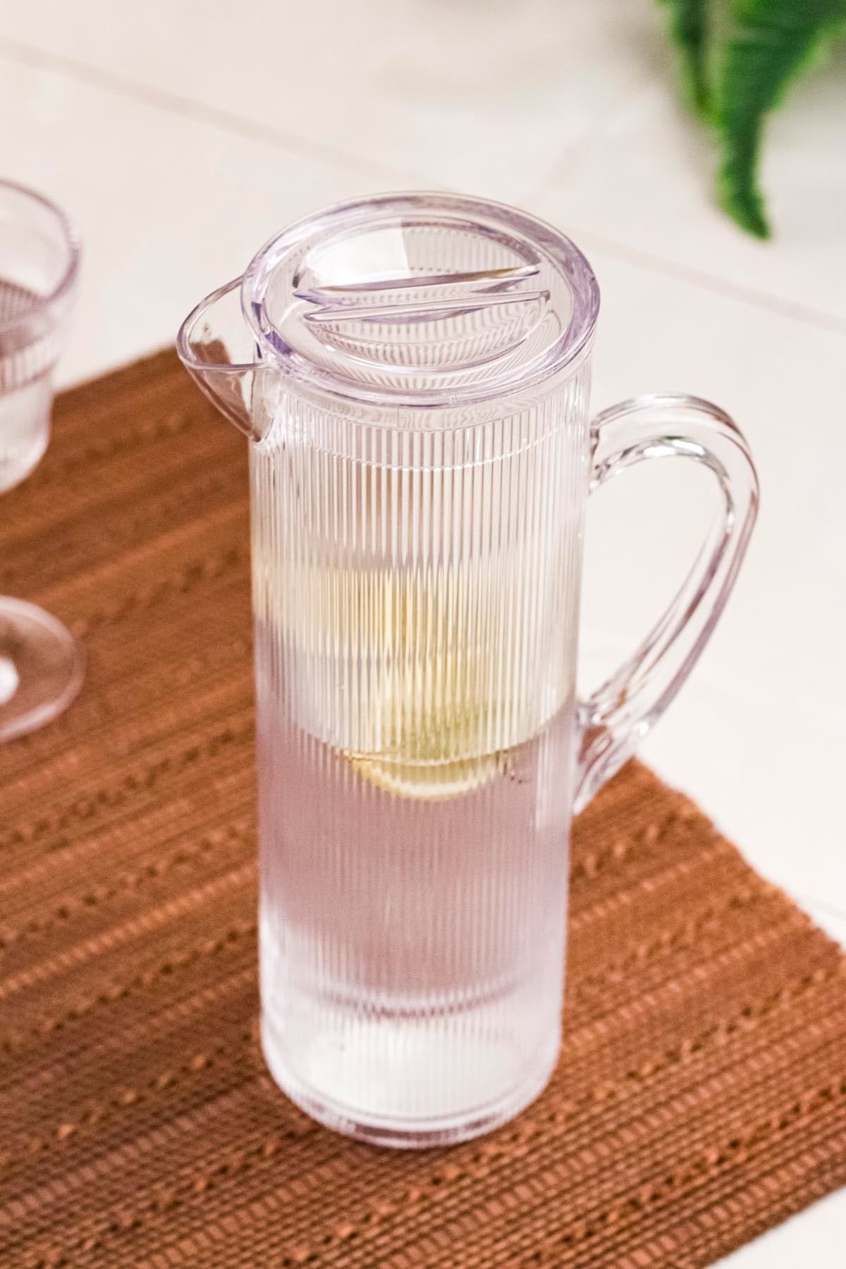 Acrylic Baroque 1.5 L Transparent Jug (FITS IN THE REFRIGERATOR DOOR SHELF)