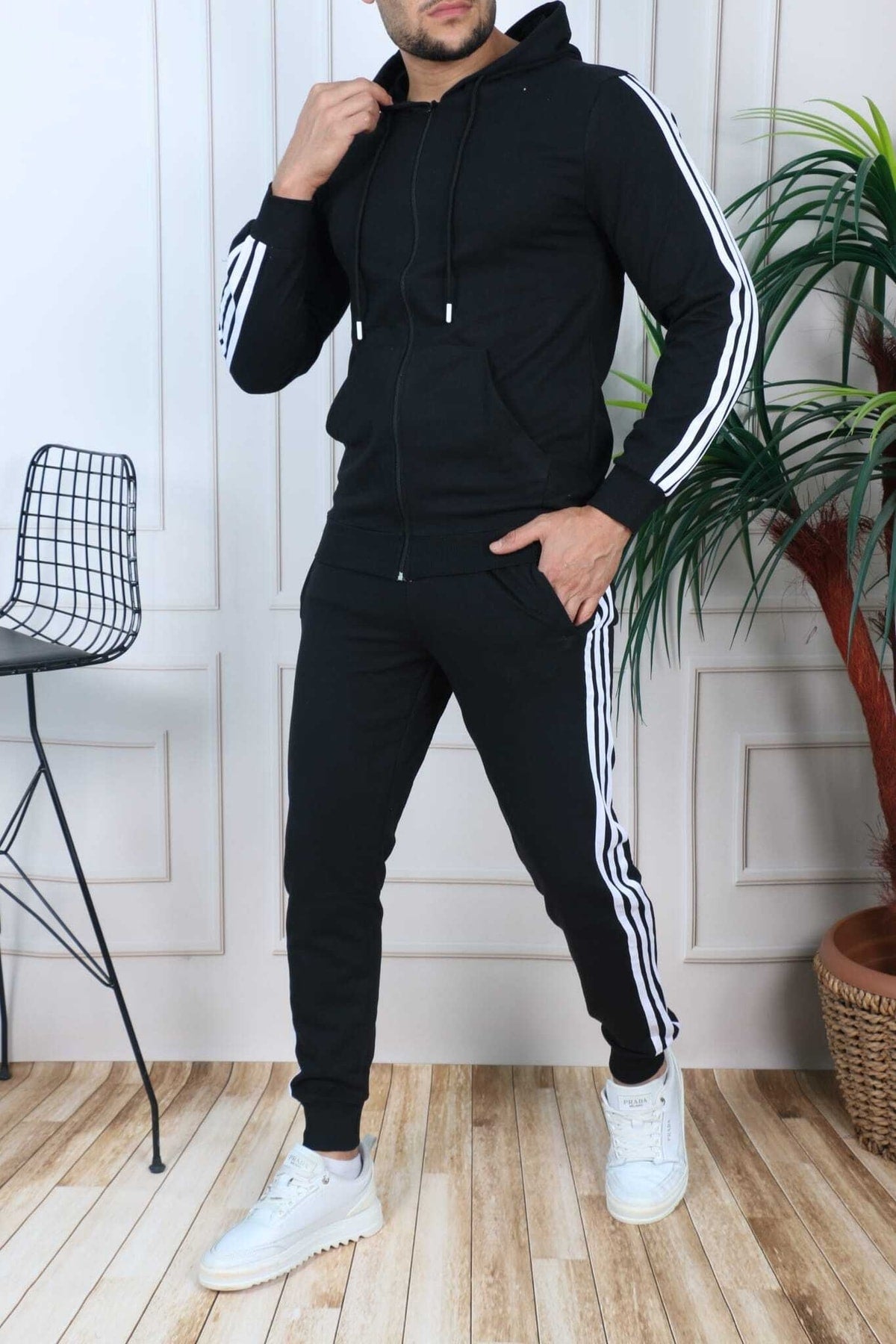 Black Seasonal Zippered Tracksuit Set