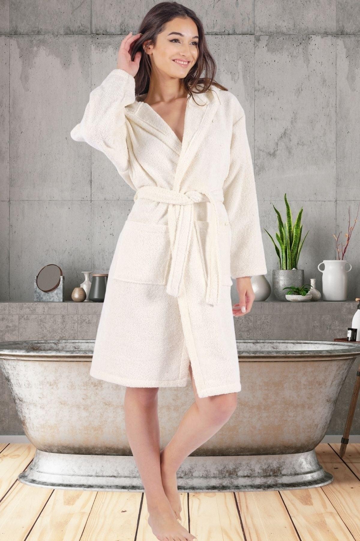 Hooded Bathrobe Cream - Swordslife