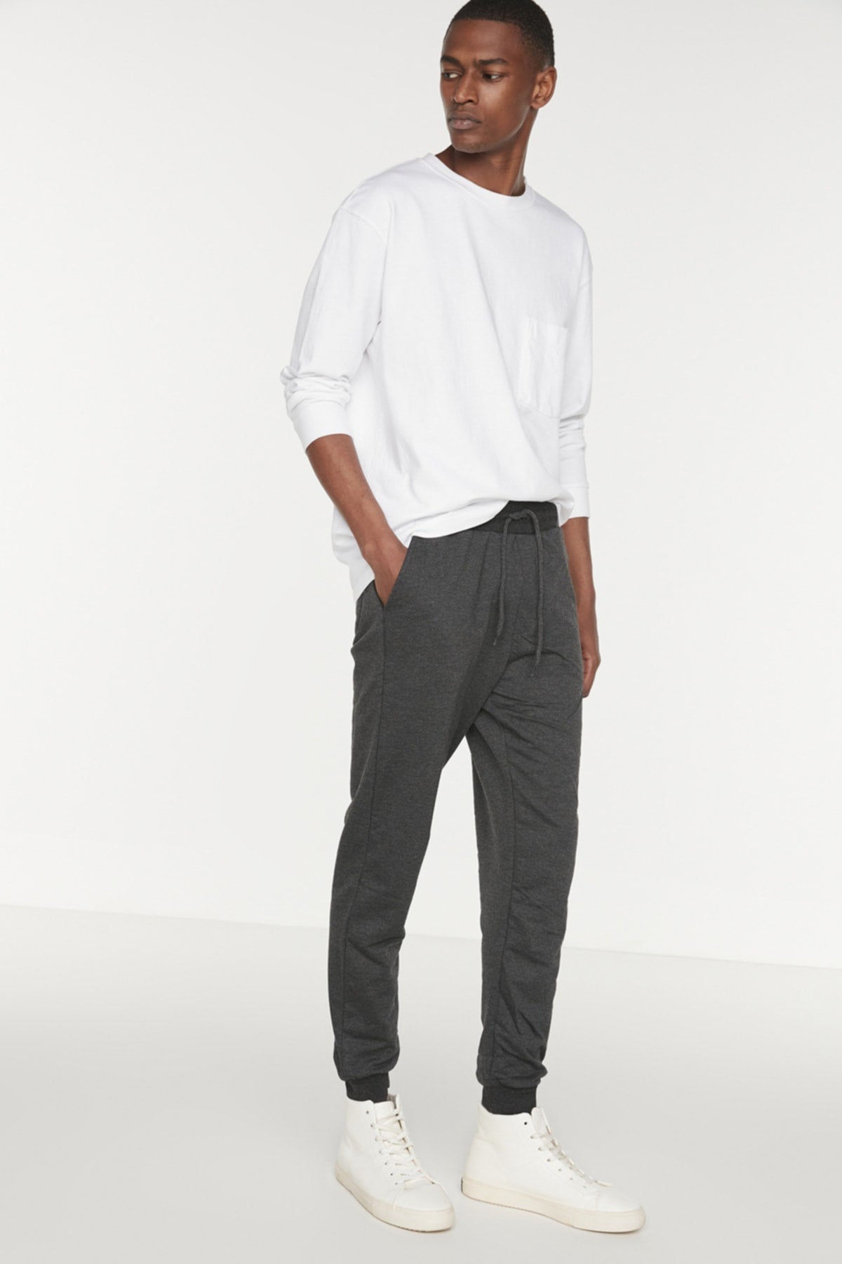 Anthracite Men'S Basic Regular/Normal Cut Elastic Jogger Sweatpants Tmnss20Ea0053