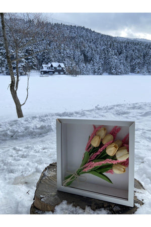 30x30 White Flower Box Frame - Swordslife
