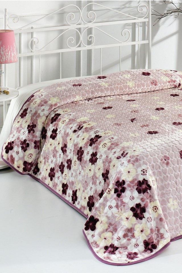 3.5 Kg Thick Supersoft Quality Flower Double Blanket Heart 220x240 Cm Powder (B13) - Swordslife