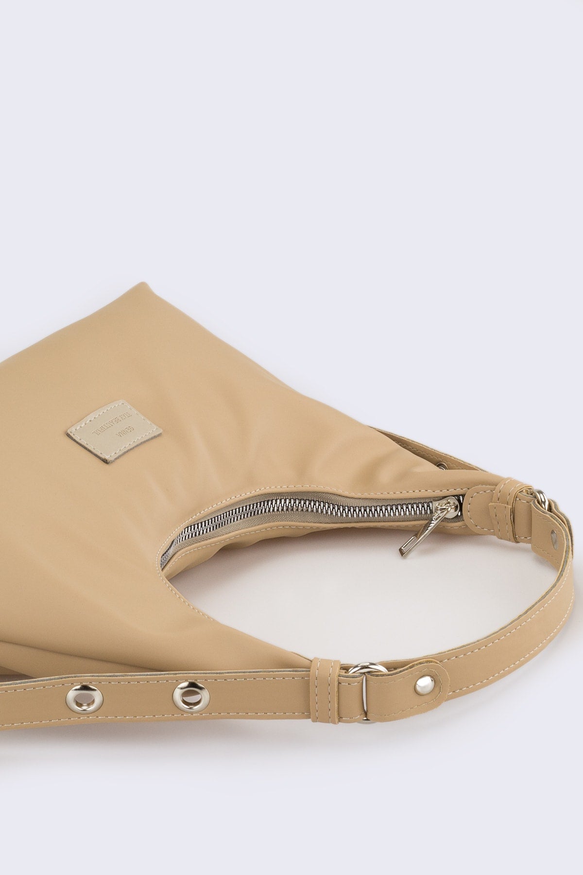 Women's Cream Baguette Bag 205