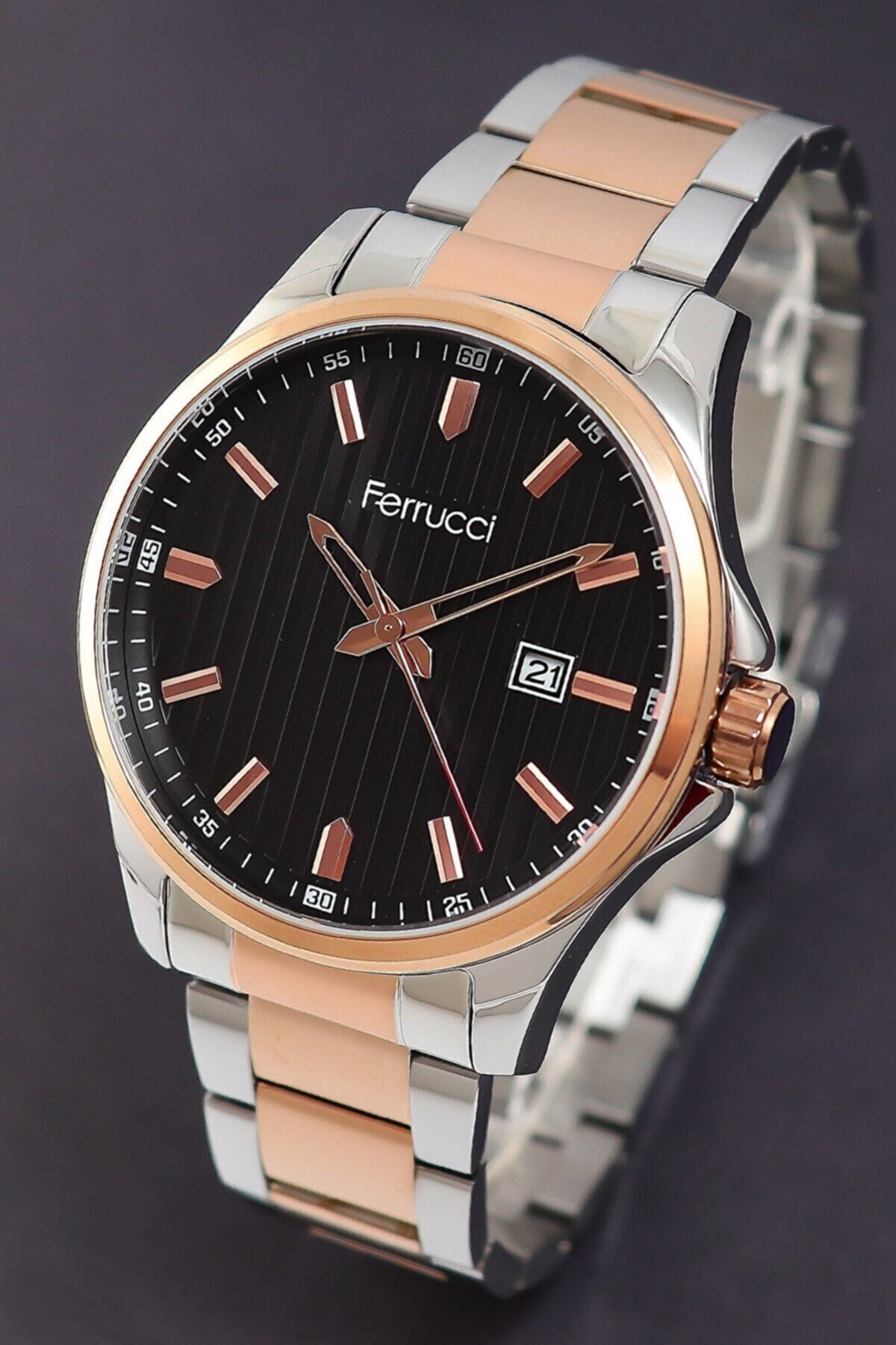 Men'S Metallic Steel Calendar Wristwatch 178038