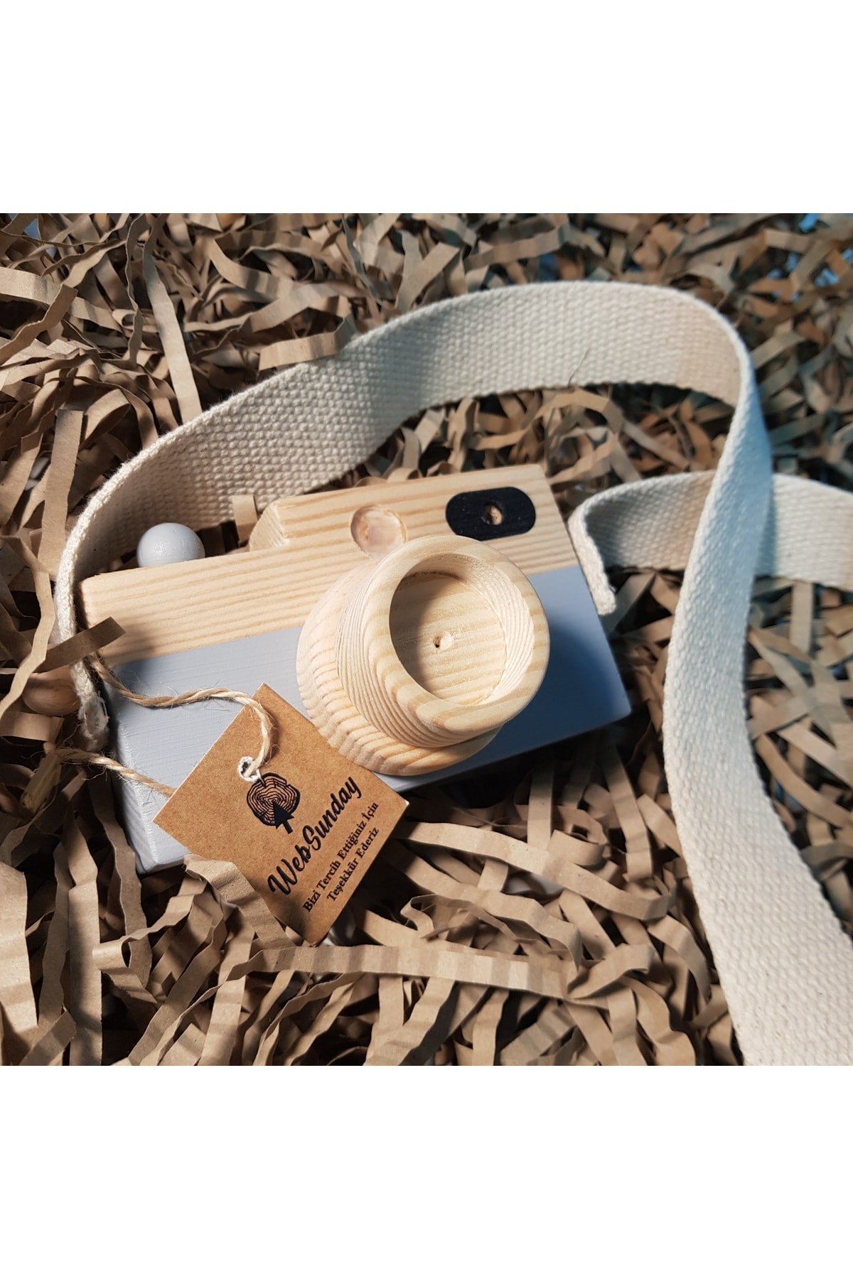 Wooden Toy Camera, Girl Boy 0 - 3 Years Old Gift Hanging Decorative Toy