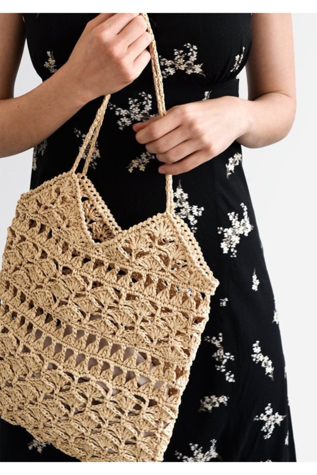 Patterned Straw Bag