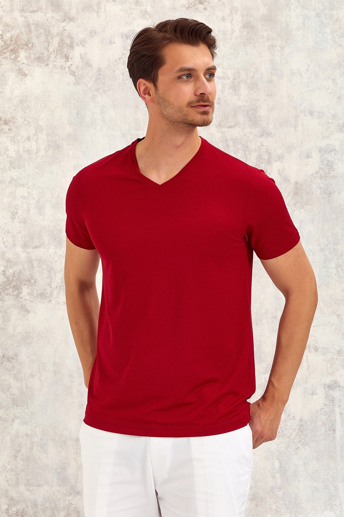 Gimaldo V-Neck T-shirt - Claret Red