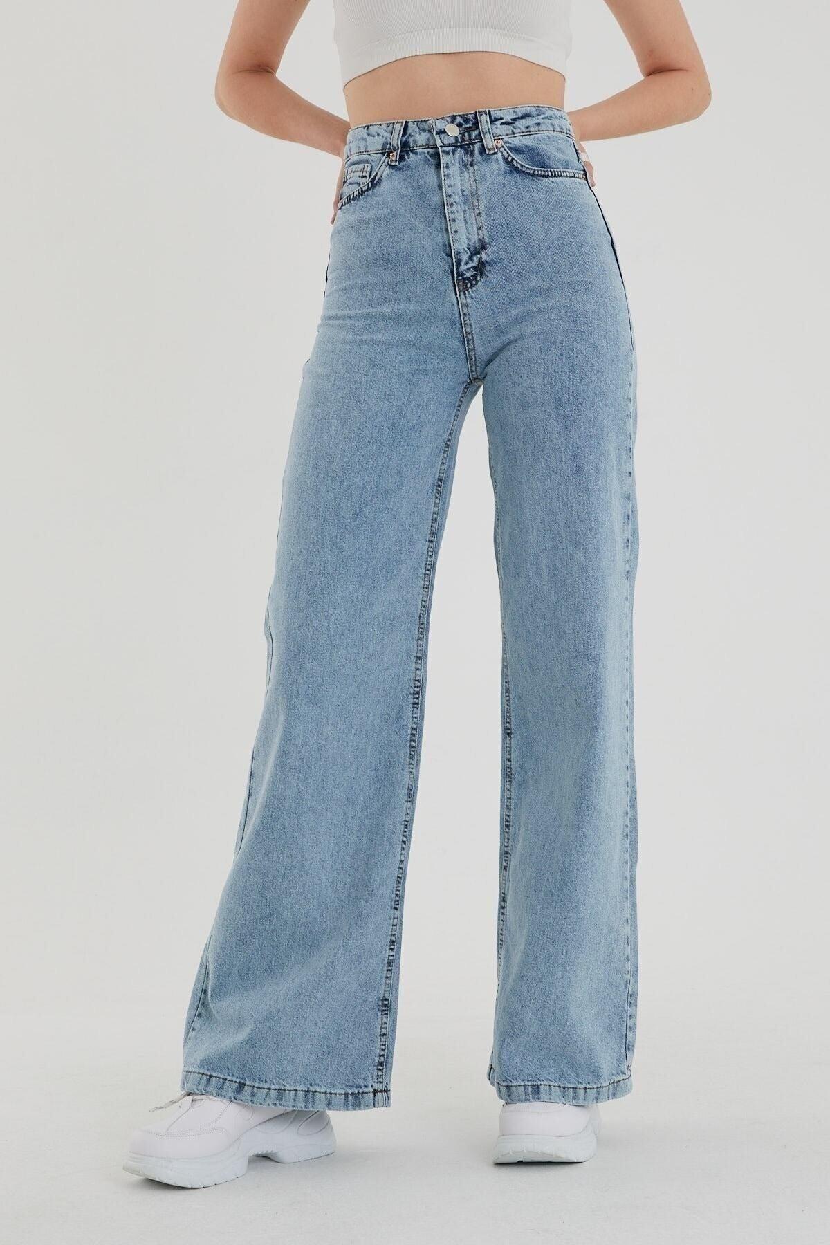 Naomi Light Blue Snow Wash Super High Waist Wide Leg Denim Jeans - Swordslife