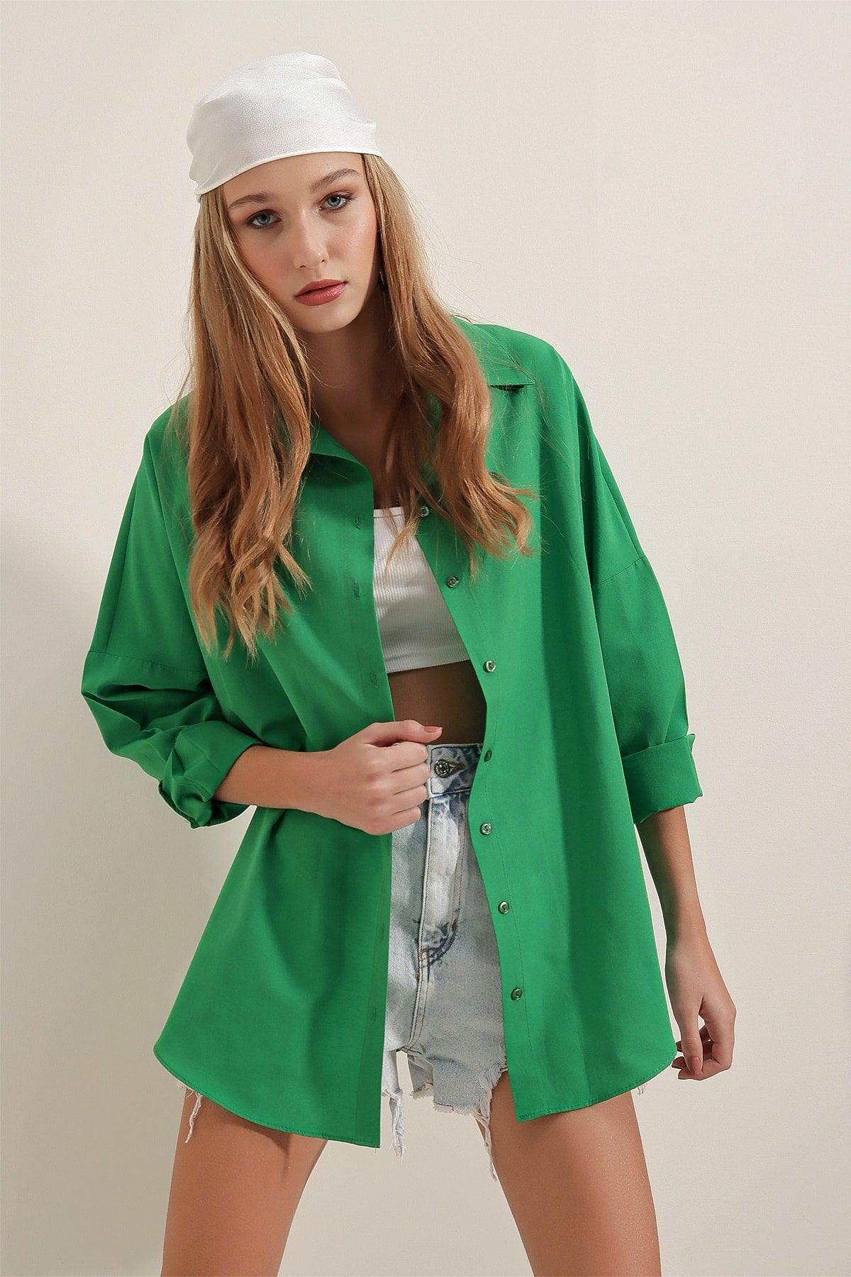 3900 Oversize Long Basic Shirt - Green - Swordslife