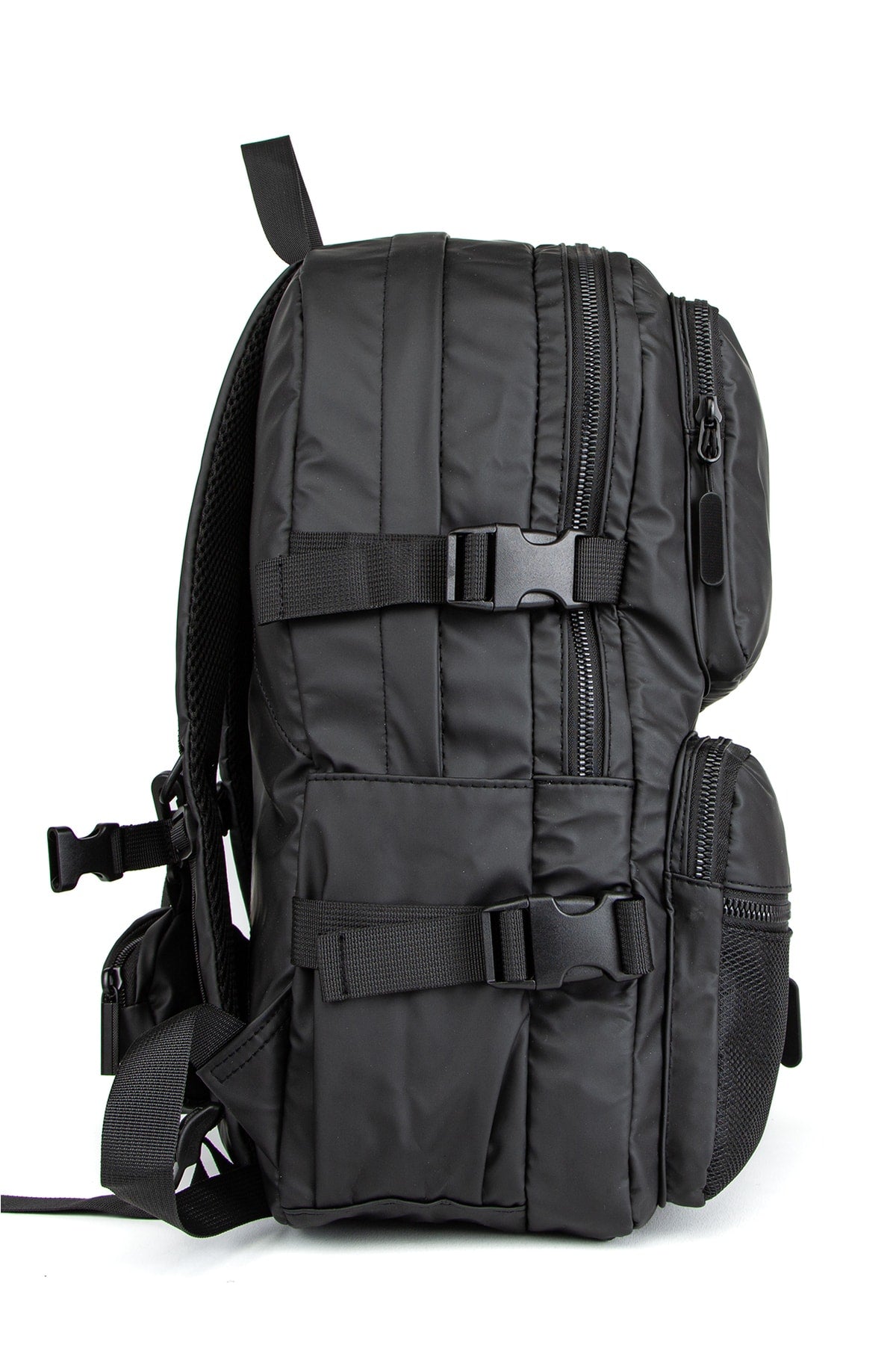 Comfort and Practicality in Daily Life: Lined, Waterproof Backpack with Laptop Compartment