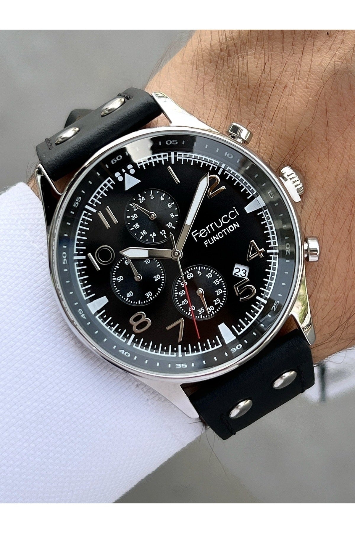Functions Of Active Black Color 3 Atm Waterproof Leather Band Men'S Wristwatch