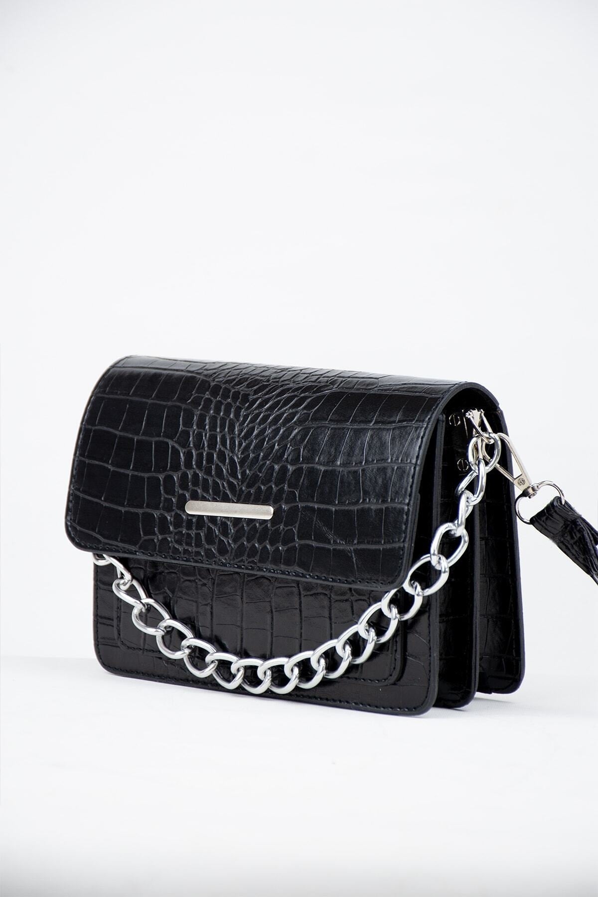 Black Women Crocodile Patterned Clutch Baguette Chain Strap Bag