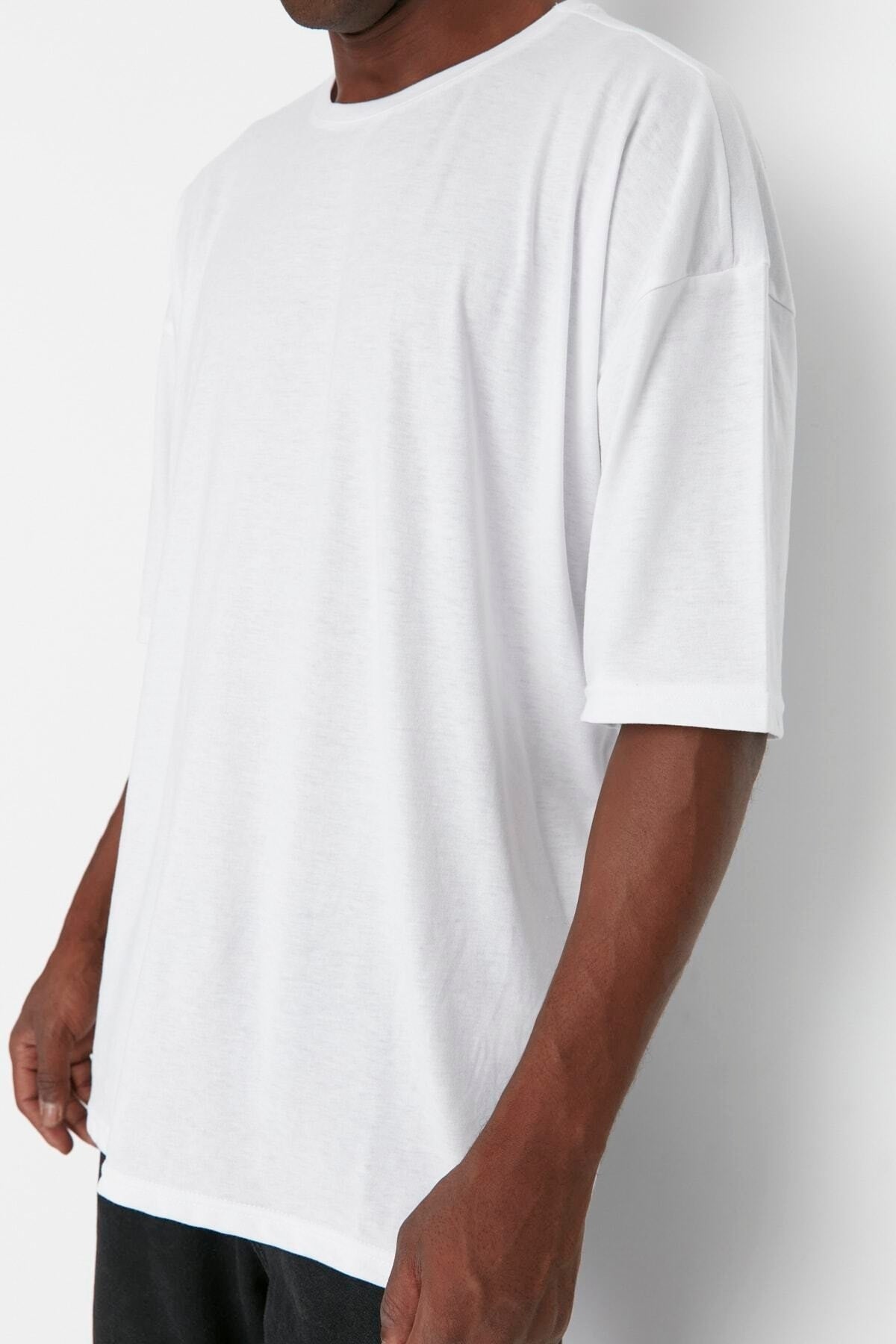 White Men'S Basic Oversize Crew Neck Short Sleeve T-Shirt Tmnss22Ts0317