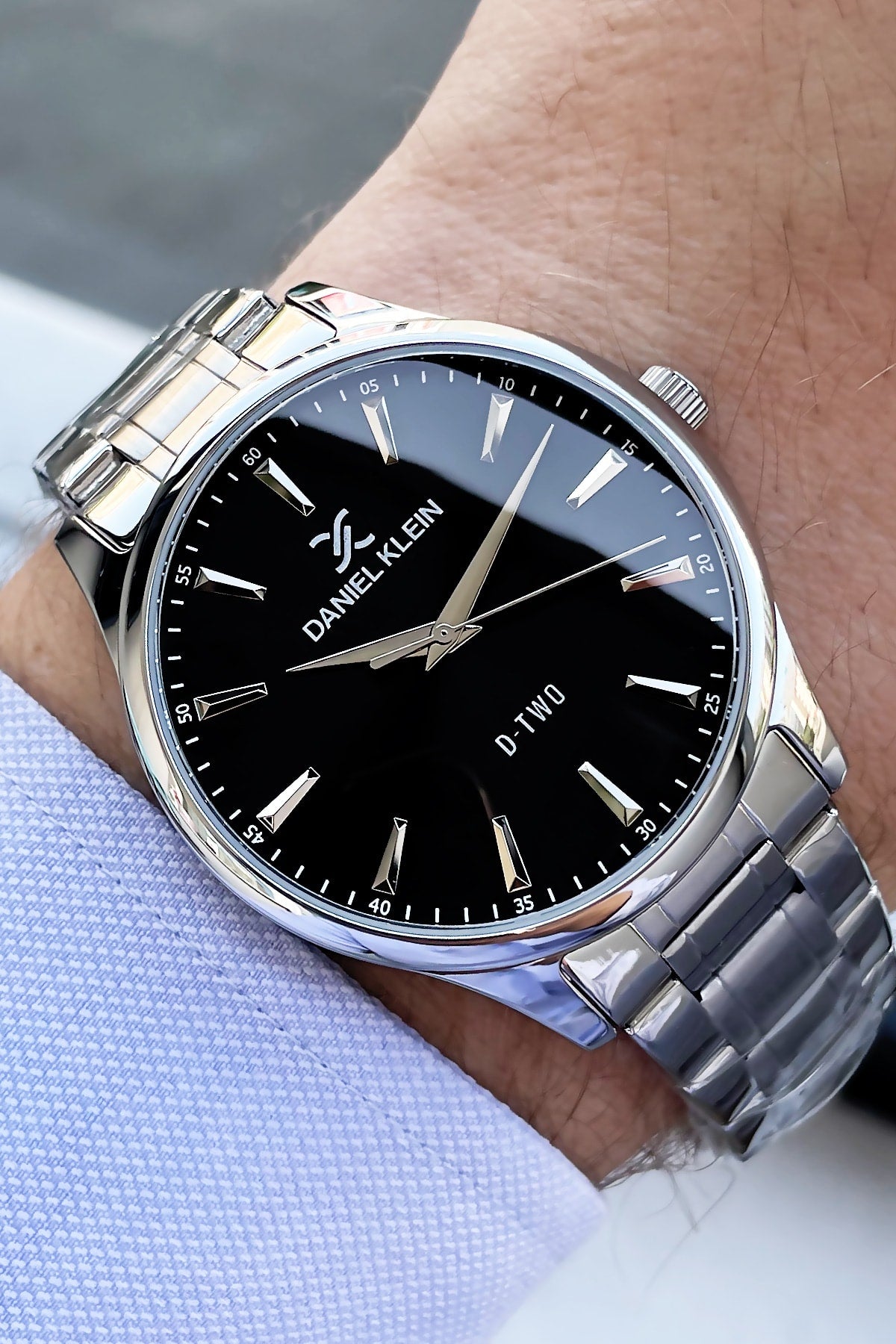 Men'S Wristwatch 3 Atm Waterproof Silver Color Steel Band + Wristband Dke2056C4