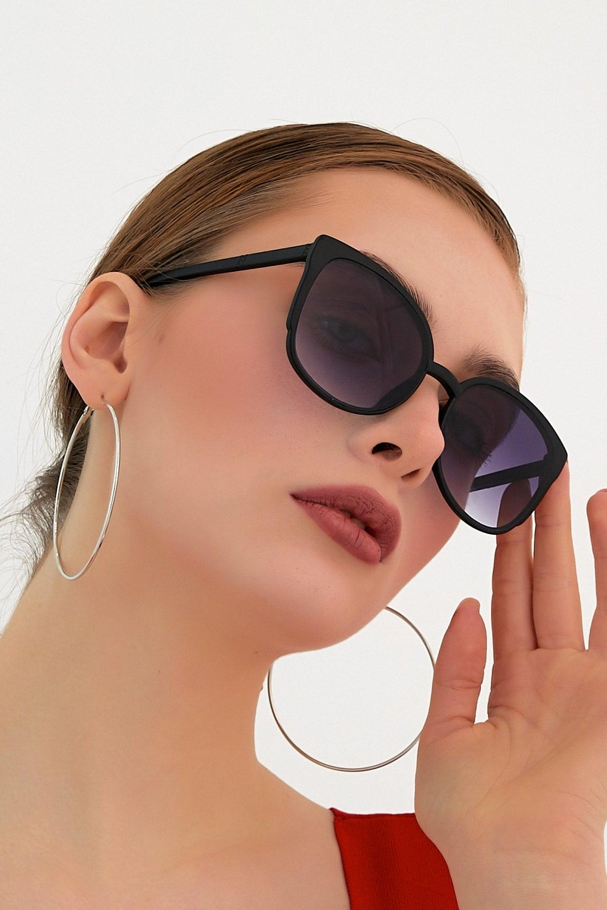 Eleta Black Sunglasses - Swordslife