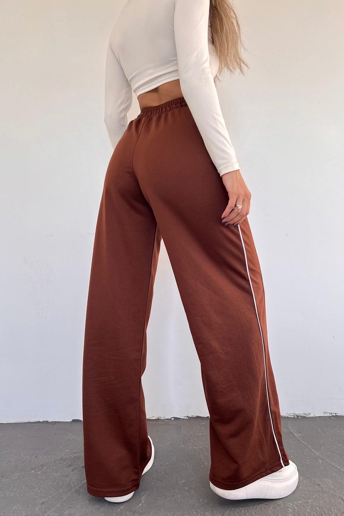 Women's Brown Wide Leg Two Yarn Elastic Waist Sweatpants - Swordslife