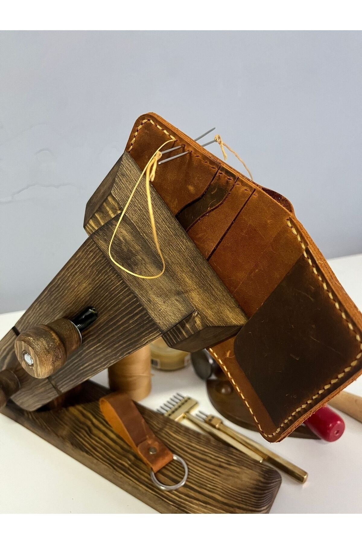 Genuine Leather Wallet With Card And Cash Compartment - Personalized Name Printing (Key Ring Gift)