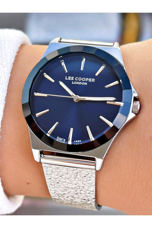 Steel Band Women's Wristwatch 3 Atm Water Resistant - Swordslife