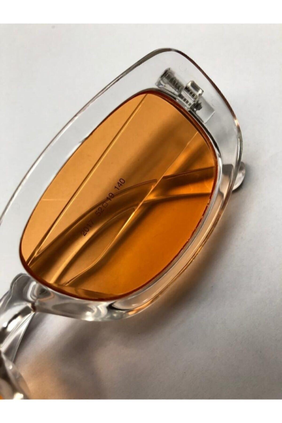 Unisex Vintage Sunglasses Transparent