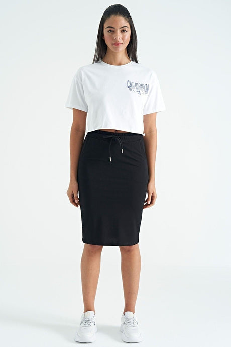 Black Women's Knee Length Pencil Skirt With Back Slit Side Pocket Detail - 02276 - Swordslife