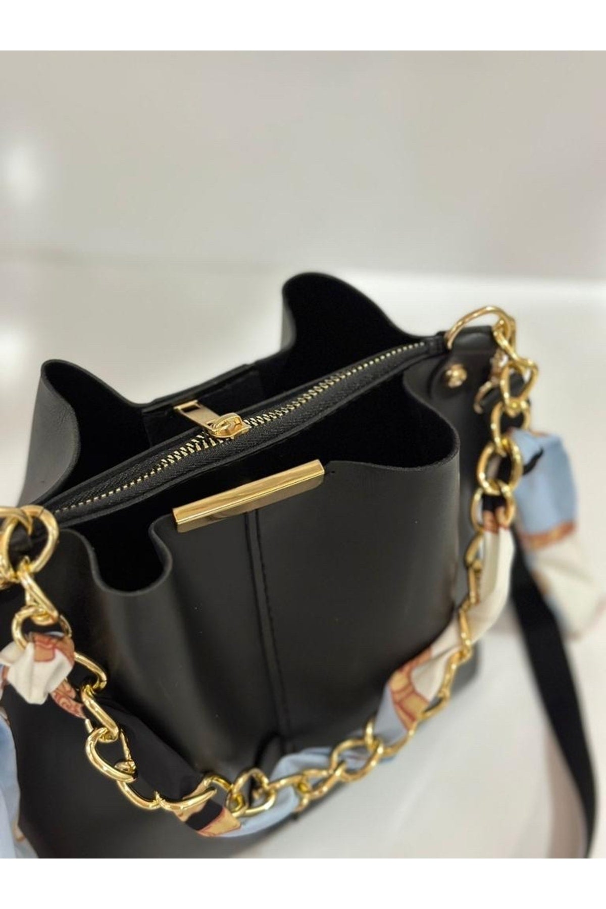 Women's Scarf Chain Accessory Soft Leather Bag Black.