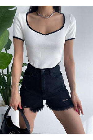 Women's White Heart Collar Short Sleeve Ribbed Crop Blouse - Swordslife