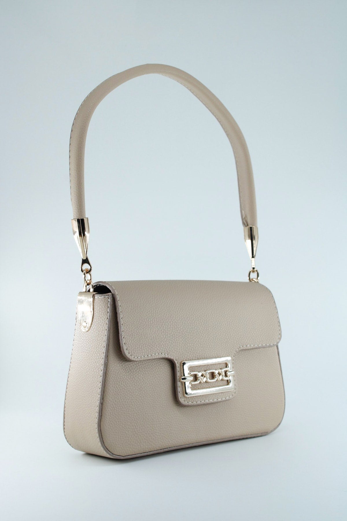 Women's Beige Textured Magnet Clamshell Lined Hand And Arm Bag