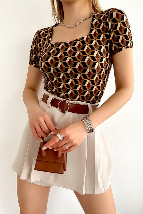 Women's Short Sleeve Square Collar Brown Retro Pattern Blouse - Swordslife