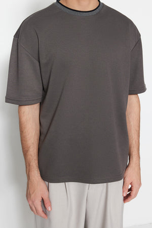 Limited Edition Anthracite Men'S Relaxed/Comfortable Cut Knitwear Banded Short Sleeve Textured Pique T-Shirt
