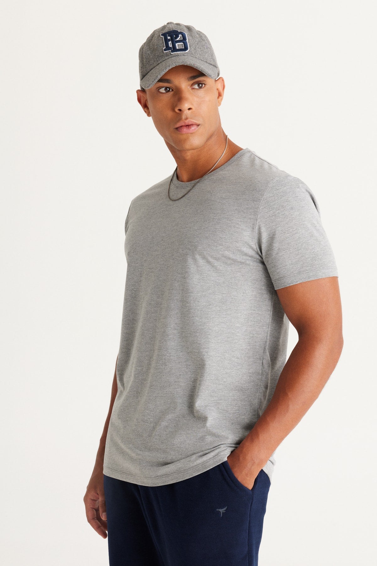 Men's Dark Gray Cotton Slim Fit Slim Fit Crew Neck Short Sleeved T-Shirt