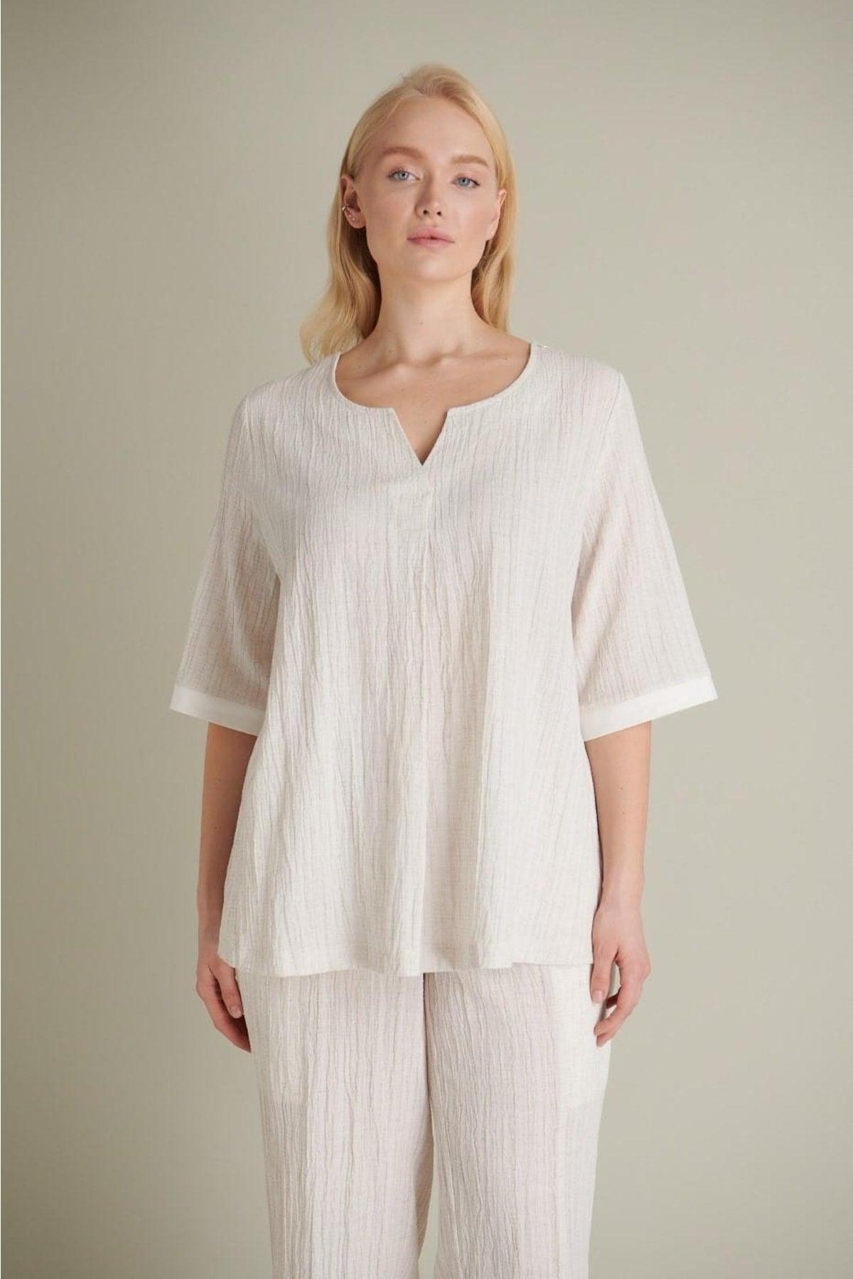 Women's A Pleated V-Neck Ecru Linen Blouse - Swordslife