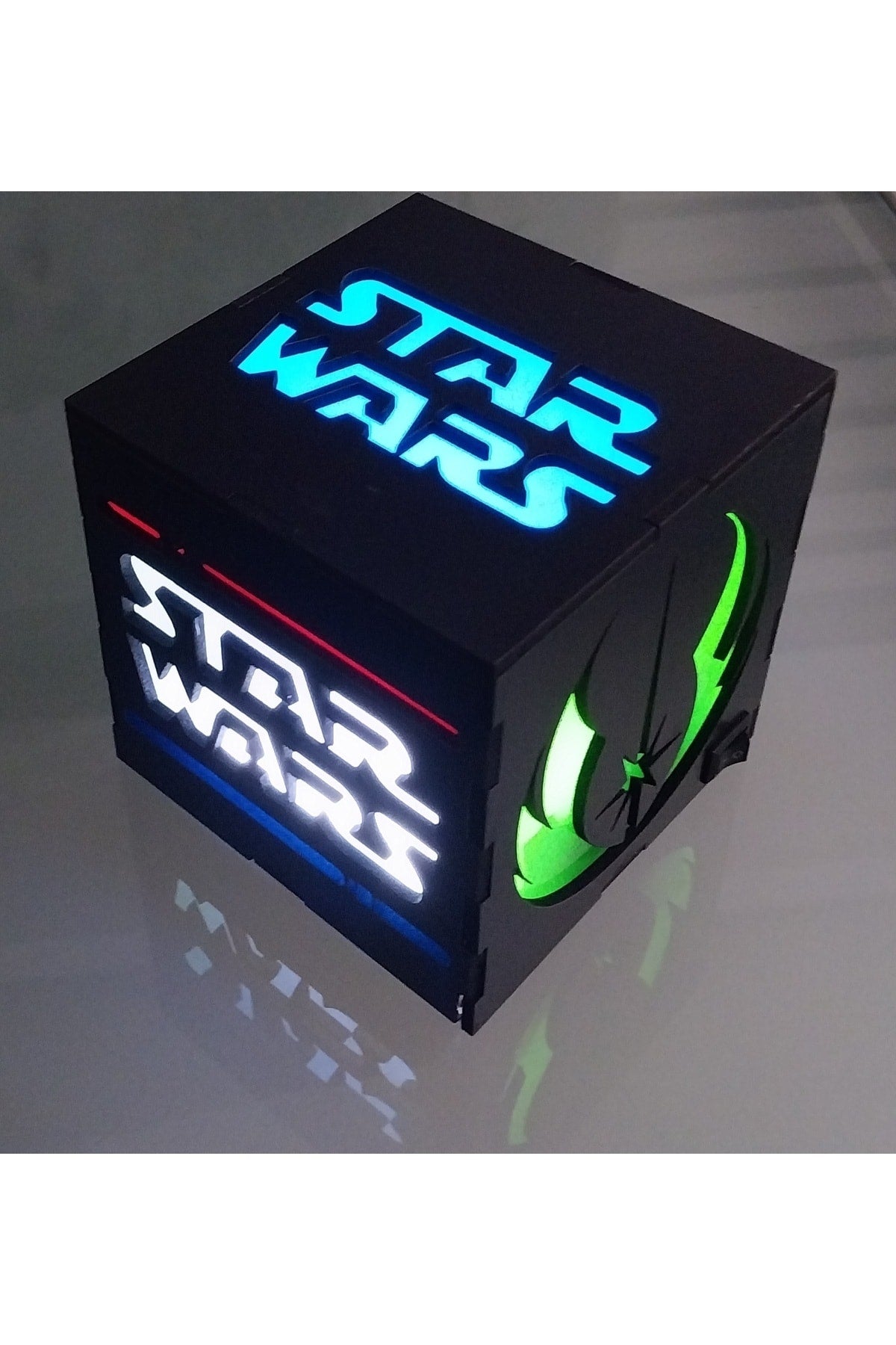 Star Wars Jedi Portable Lamp (LED LIGHT - BATTERY - WIRELESS) 9v Battery Included. A Great Gift.