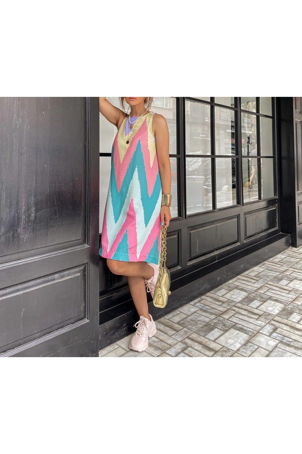 Colorful Zigzag Pattern Sleeveless Linen Bell Dress - Swordslife