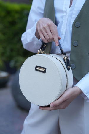 Canvas- Cream Black Women'S Round Shoulder Bag