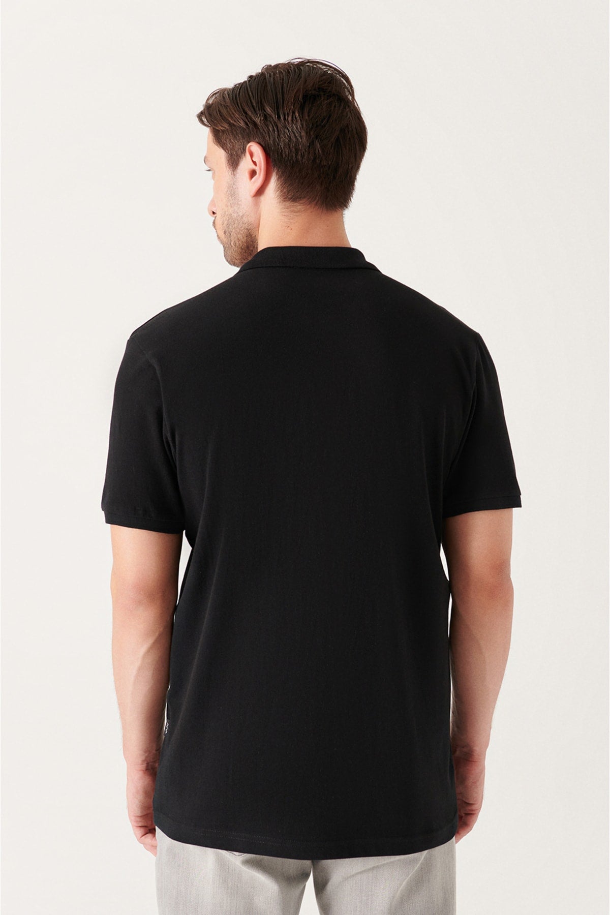 Men's Black 100% Cotton Breathable Standard Fit Normal Cut Polo Neck T-shirt E001004