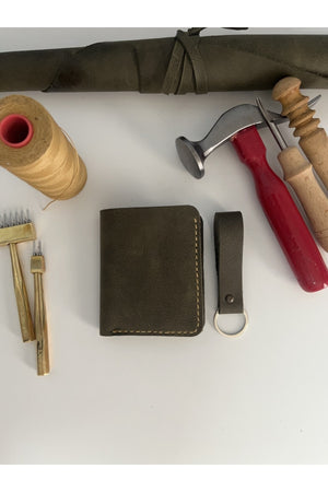 Genuine Leather Wallet With Card And Cash Compartment - Personalized Name Printing (Keychain Gift)